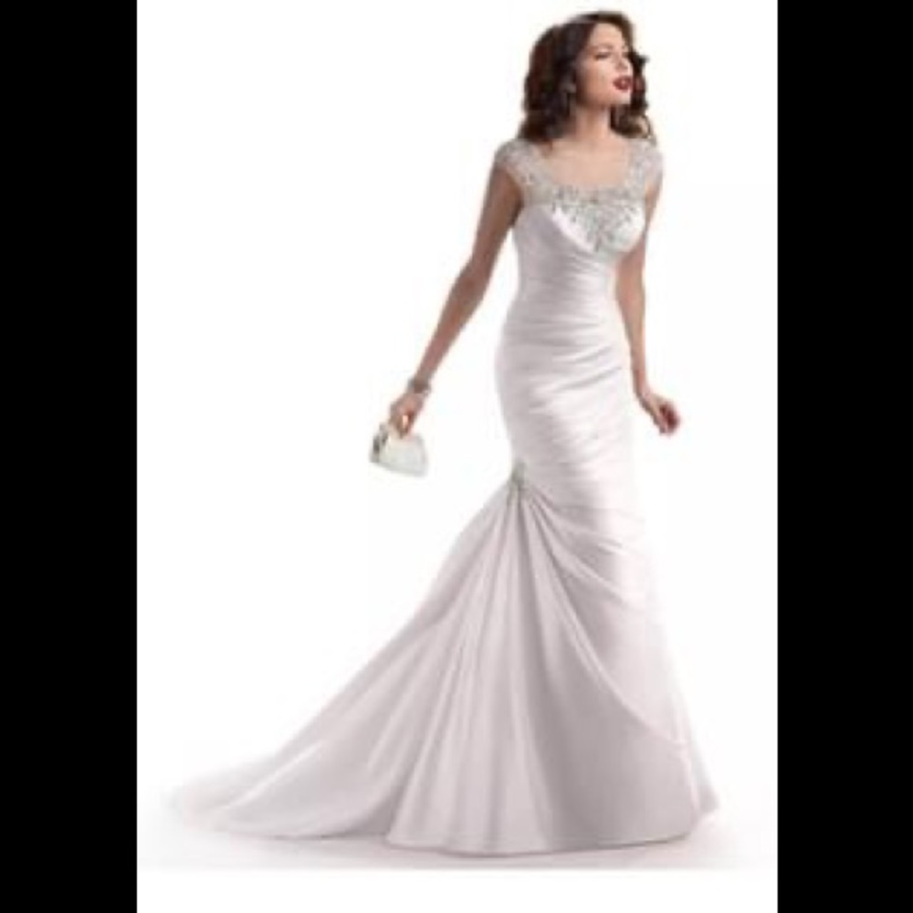 MAGGIE SOTTERO WEDDING DRESS GOWN FIT FLARE NWT